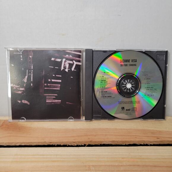 CD Suzanne Vega - Solitude Standing - Picture 2 of 4